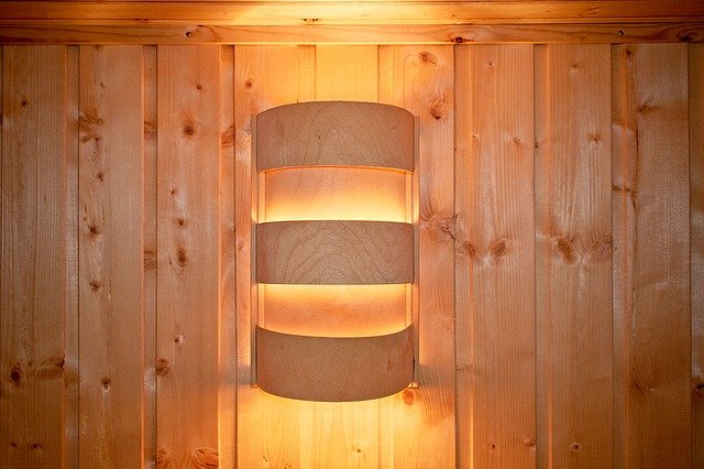 světlo v sauně