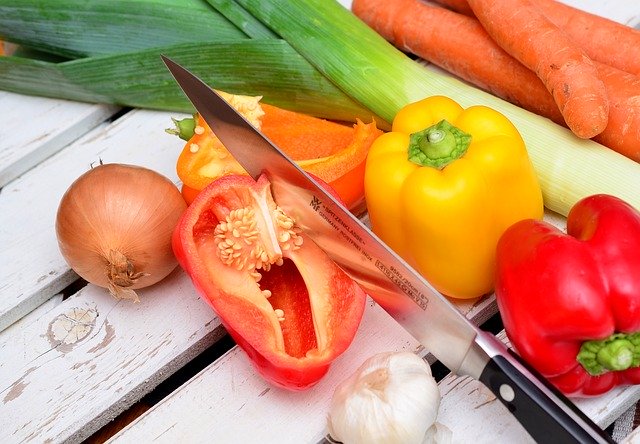 nůž na zeleninu